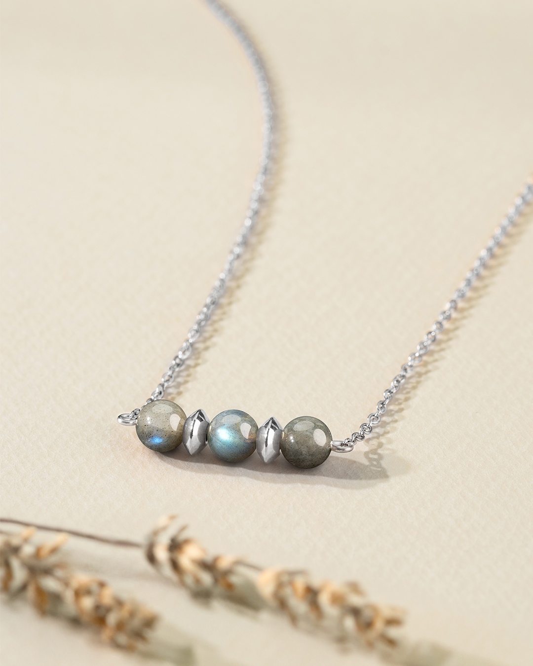 Packshot Anhänger Labradorit Orettino